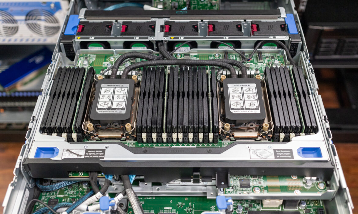 سخت افزار سرور DL560 Gen11